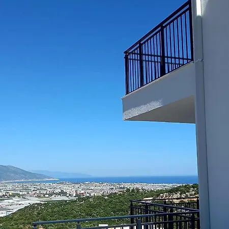 Villa Myra ヴィラ *